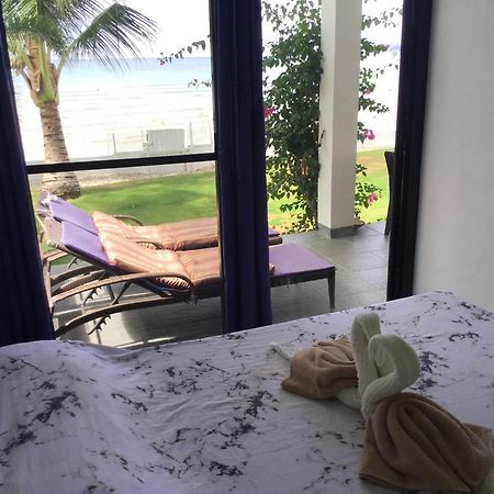 Bamboobeachvilla1 Ac New Oceanfront Pool Sunsetview Garden Kitchen Satellite Starlink Wi-Fi Dimiao Екстериор снимка