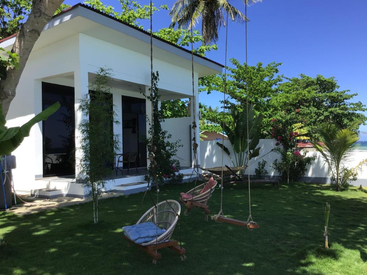 Bamboobeachvilla1 Ac New Oceanfront Pool Sunsetview Garden Kitchen Satellite Starlink Wi-Fi Dimiao Екстериор снимка